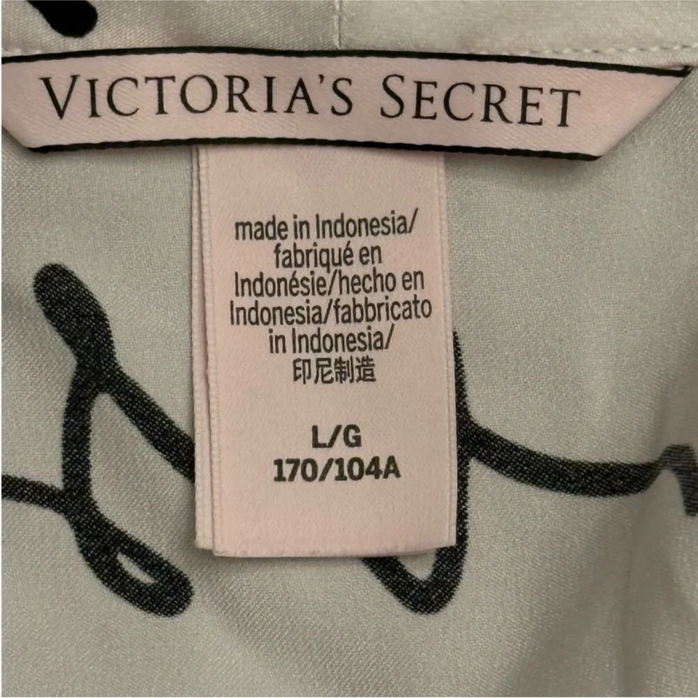 Victoria Secret “sweet dreams” Satin Sleep Romper - Picture 8 of 8